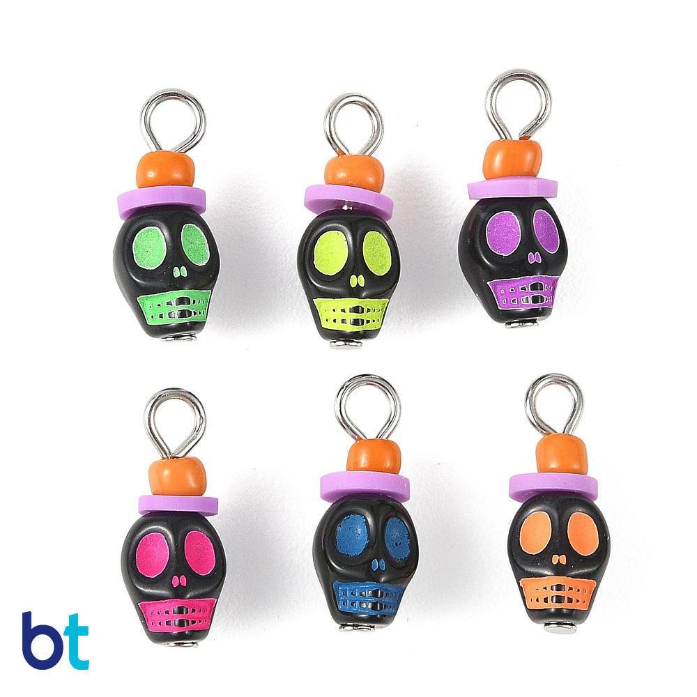 Black Opaque 14mm Skull Plastic Charms - Colored Details (40pcs)